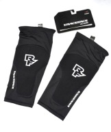 Race Face Charge Knee Чорний