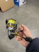 Котушка Shimano Sedona 2500 З Плетеною Волосінню